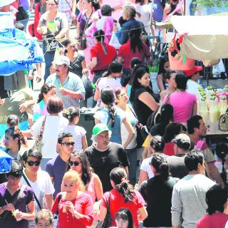 Tianguis dan trabajo a 530 mil tapatíos