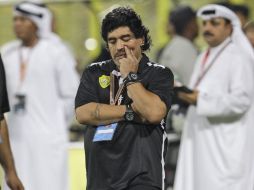 El mítico ex jugador argentino vuelve a fallar en otra travesía como entrenador. AP  /