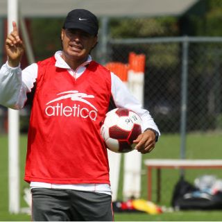 La ''Pájara'' Chávez define sus titulares