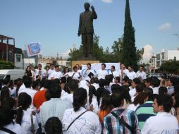 La juventud del PAN se reunió en el monumento de Efraín González Luna, figura histórica del PAN.  /