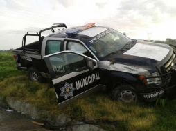 Patrulla volcada, el policia a bordo resultó con lesiones leves.  /