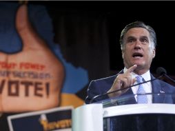 Mitt Romney reaccionó a comentarios que realizó Obama a una estación televisiva de lengua hispana. REUTERS  /