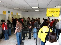 Ningún estudiante universitario está obligado al trámite. ARCHIVO  /