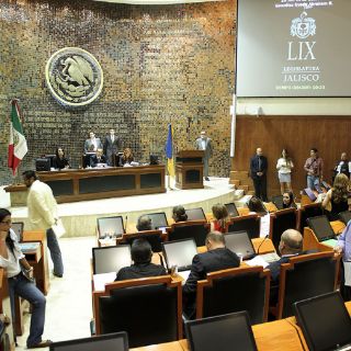 Congreso debe 90 MDP a Pensiones