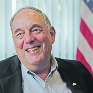 Daniel Keller deja el Consulado General de Estados Unidos