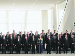 FOTO OFICIAL. Gobernadores constataron la evolución de las instituciones democráticas y el perfeccionamiento de sus instrumentos. NTX  /