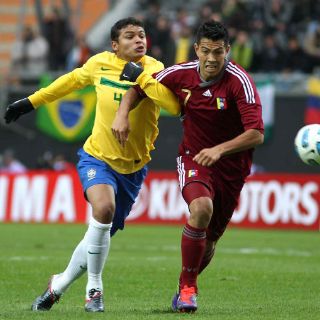 El Paris Saint Germain confirma el fichaje de Thiago Silva