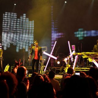 Moenia prende a fans en el Metropólitan