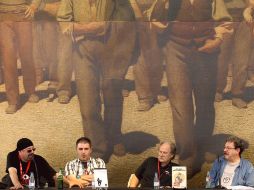 Los escritores han coincidido en que cada exiliado vive su propio exilio, dentro o fuera de su país, por decisión propia o ajena. EFE  /