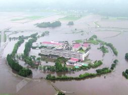 Al menos 80 mil hogares han sido desocupados a causa de la inundación. EFE  /