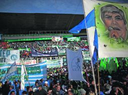 Miles de trabajadores de diferentes gremios asisten el mitin en el que Hugo Moyano es reelecto al frente de la Confederación General de  /