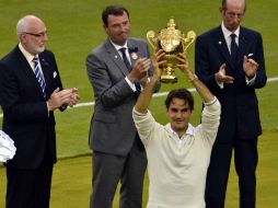 Federer alcanzó por vez primera la cima de la clasificación el 2 de febrero del 2004. MEXSPORT  /