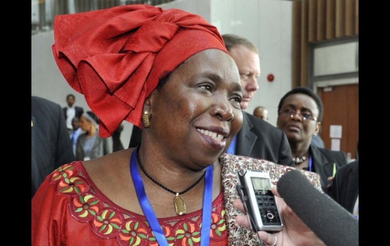 La elección de Dlamini Zuma (foto) llega en un momento que el vicepresidente de la Comisión de la UA considera desafiante. EFE  /
