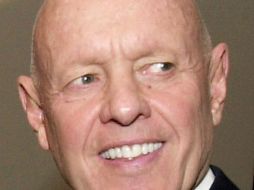 El autor estadounidense Stephen R. Covey acuñó el concepto de 'Los 7 hábitos', que dio vida a varios de sus libros. AP  /