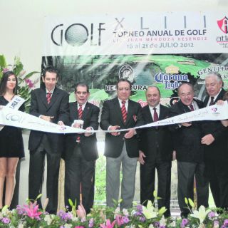 Empieza la fiesta en el campo rojinegro