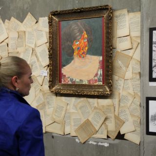 Libros surrealistas, páginas cubistas