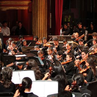 Debutan en el Degollado futuros artistas de Jalisco