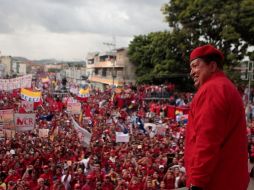 El Presidente de Venezuela, Hugo Chávez, durante un acto de campaña en el estado central de Guarico. REUTERS  /