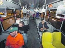 Transporte especial. El horario de servicio del Búho Nocturno es de las 23:00 a las 3:00 horas.  /