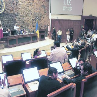 Diputados reconocen deuda de hasta 250 millones de pesos