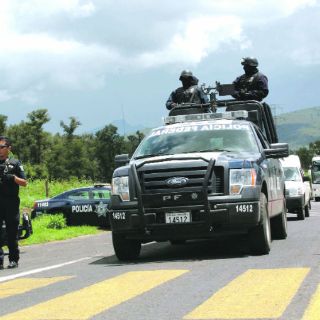 Policías estatales y federales refuerzan la seguridad en Cherán