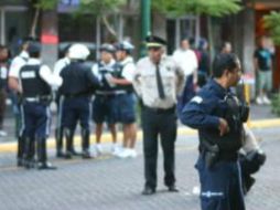 Elementos de la Policía tapatía realizaron un operativo de búsqueda de los atacantes, pero éstos no fueron localizados.  /