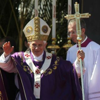 Se retira obispo auxiliar de Guadalajara