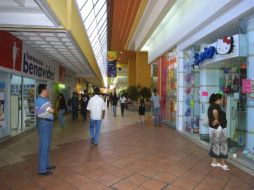 Las ventas en los establecimientos comerciales al por mayor aumentaron 0.10 por ciento. ARCHIVO  /