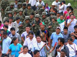 Los nativos han hecho prisioneros a más de 30 soldados colombianos, como parte del enfrentamiento contra el gobierno. AFP  /