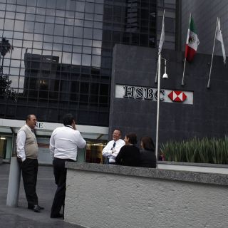 Lavado de dinero de HSBC,  fuera de la BMV