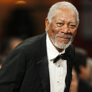 Dona Morgan Freeman un millón de dólares a campaña de Obama