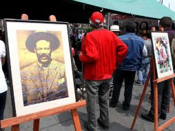 Homenaje a Francisco Villa en el Zócalo capitalino, en el 89 aniversario de su muerte. NOTIMEX  /