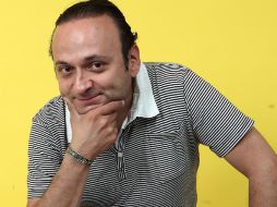 Eduardo España señaló que aunque atraviesa por momentos muy difíciles, su trabajo sigue adelante. EL UNIVERSAL  /