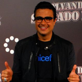 Jaime Camil celebra cumpleaños con últimas grabaciones de telenovela