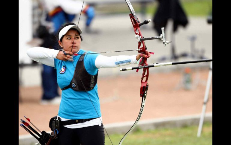 Mariana Avitia es una de las arqueras mexicanas con posibilidades de estar en los primeros lugares. ARCHIVO  /
