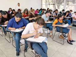 El mayor promedio de aciertos registrado se dio entre los jóvenes de 20 a 25 años de edad en Nuevo León. ARCHIVO  /