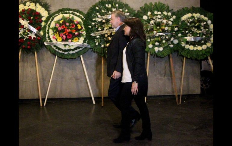 SEPELIO. César González fue velado ayer en una funeraria de la ciudad.  /