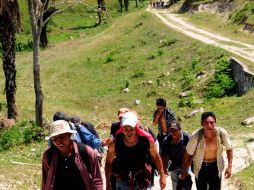 Migrantes en camino al ''sueño americano''. ARCHIVO  /