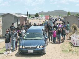 CHIHUAHUA. Familiares y amigos despidieron a las víctimas del accidente carretero por la autopista de Chapalilla, Nayarit. REUTERS  /