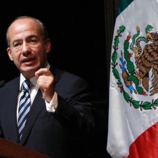 Diego Fernández entra en defensa de Calderón