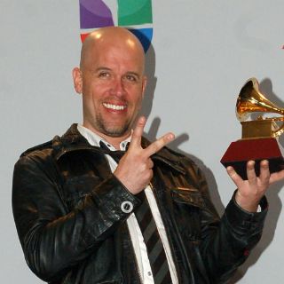 Dice Gian Marco que no le interesa ser un cantante de moda