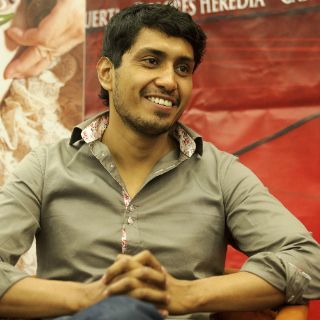 Tenoch Huerta particpa en Rally Universitario del GIFF 2012