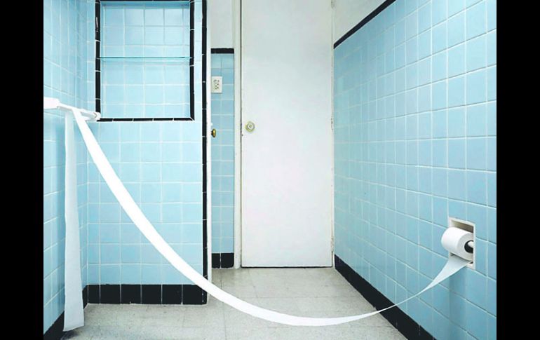 Miradas. Paper, de Mauricio Alejo, es un acercamiento divertido al WC. En la expo los hay de todo tipo. M. ALEJO  /