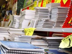 El mercado escolar da a la empresa papelera unos seis mil millones de pesos en ingresos. ARCHIVO  /