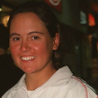 Tania Elías Calles va por medalla en vela