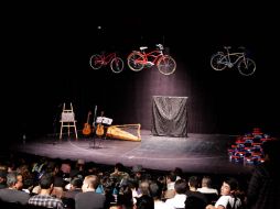 Celebración del tercer aniversario de Al Teatro en Bici, en el Experimental.  /