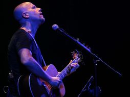 La cantante Ana Victoria acompaño al peruano durante el concierto en el Teatro Diana.  /