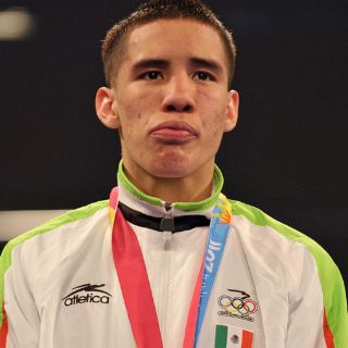 Óscar Valdez no se ''arruga'' ante los rivales en puerta