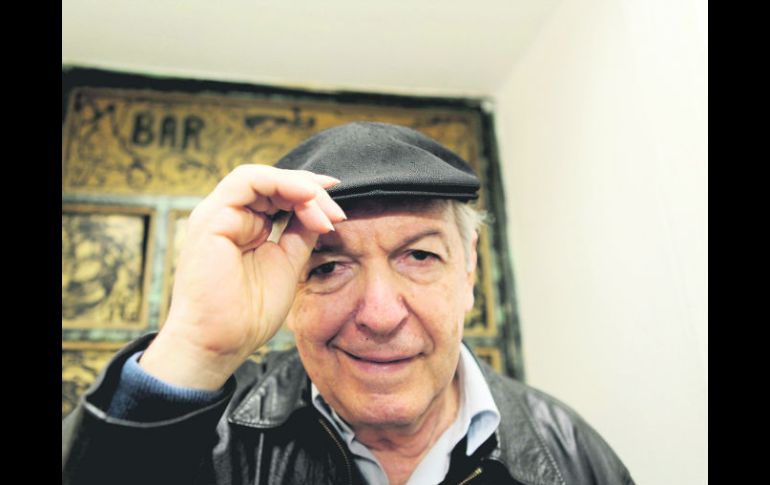 Se adapta. Viglietti reconoce que las ideas frescas de la juventud son fundamentales para cambiar a las sociedades.  /