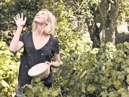 Justine (Kirsten Dunst) espera su boda y la colisión de la Tierra con otro planeta. ESPECIAL  /